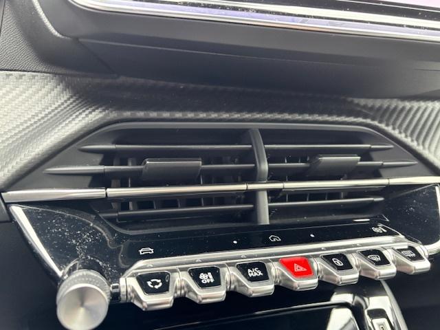 Peugeot 208 1.2 hybrid 100 e-dcs6 allure navigatie | dab | applecarplay| pa