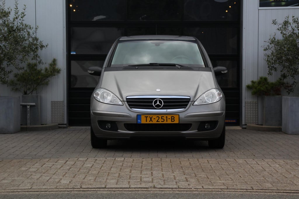 Mercedes-Benz A-Klasse 150 classic - stoelverwaming - panoramadak - navi - 