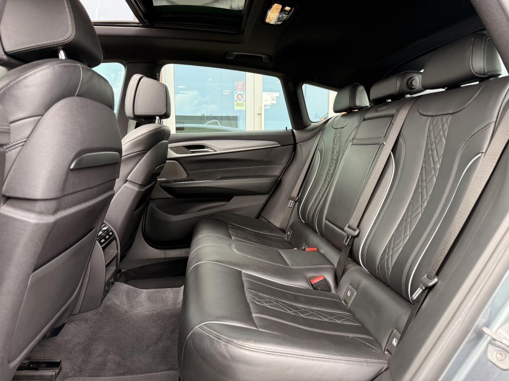 BMW 6 Serie gran turismo 640i high executive m-sport | harman / kardon | 36