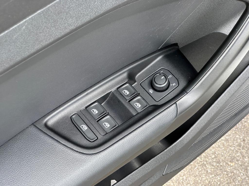 Audi A1 Sportback 30 tfsi 110pk s-tronic advanced | cruise | carplay | stoe
