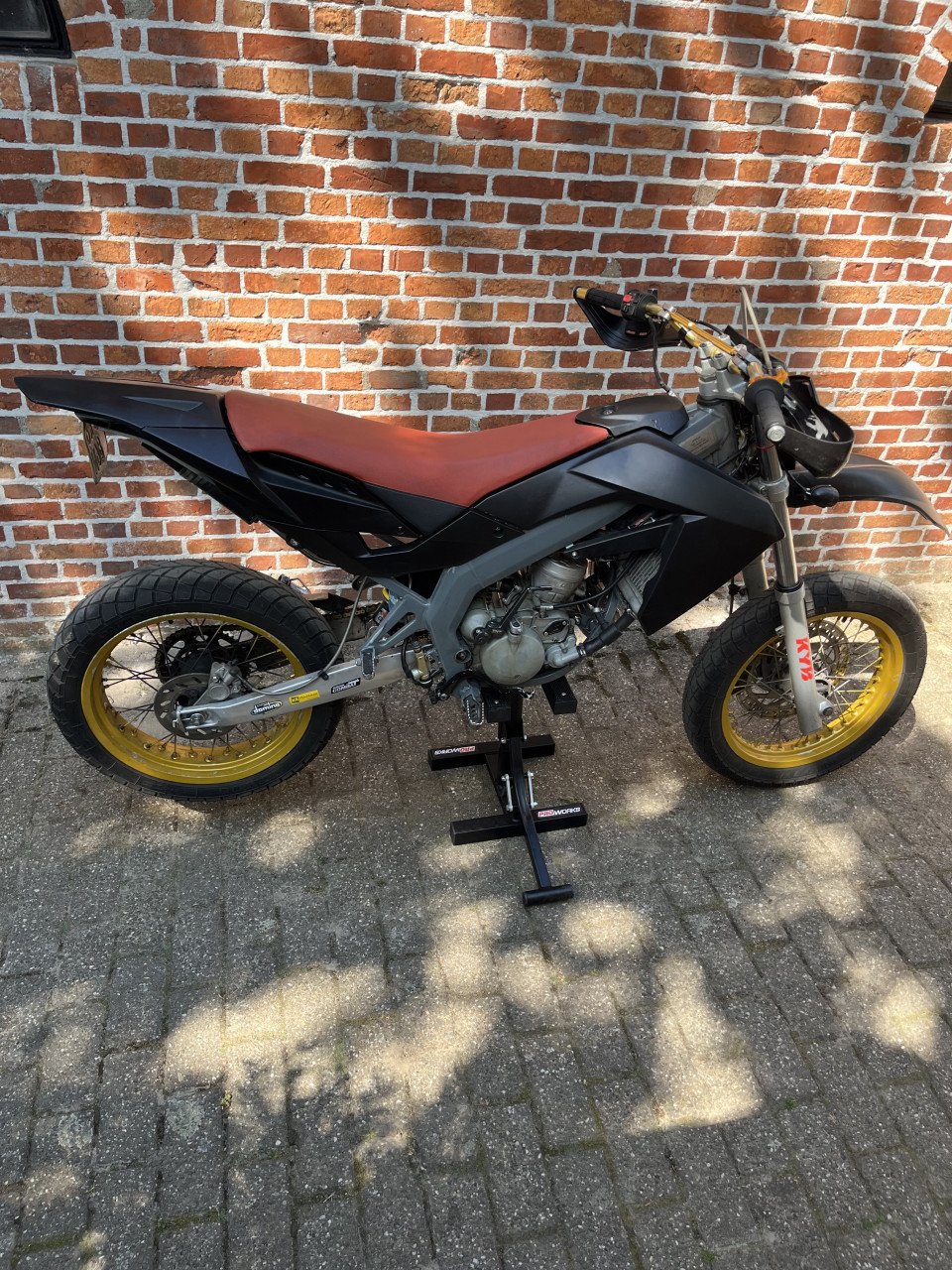 Mooie Aprilia SX50