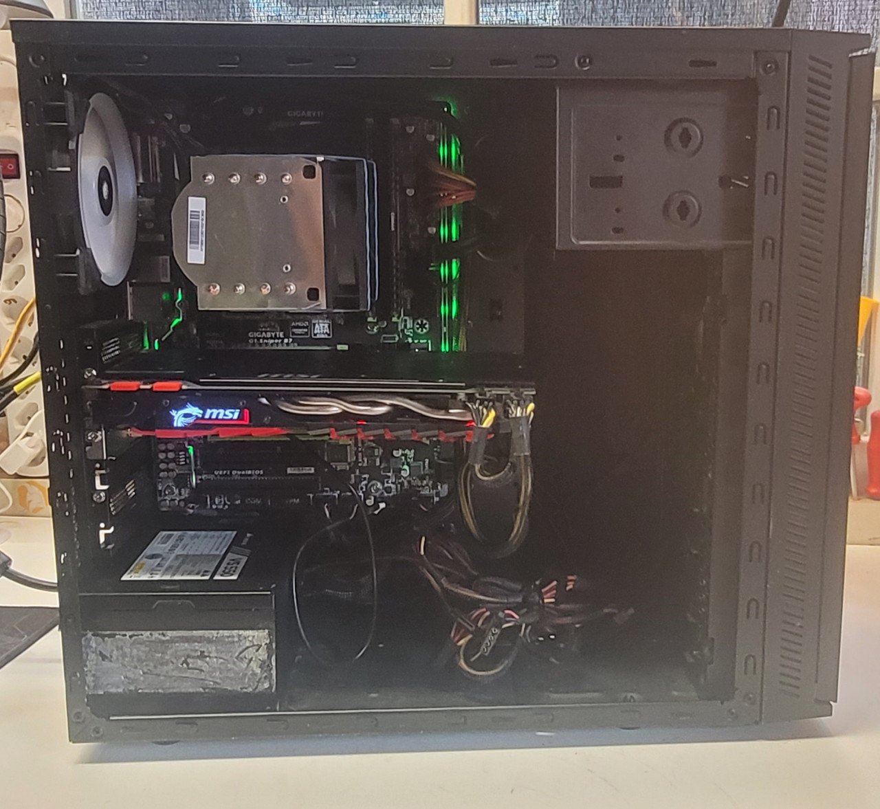 Gaming PC i7-7700/GTX 1080/WiFi