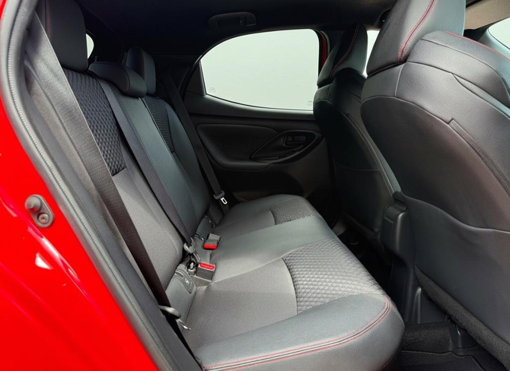 Toyota Yaris 1.5 hybrid executive