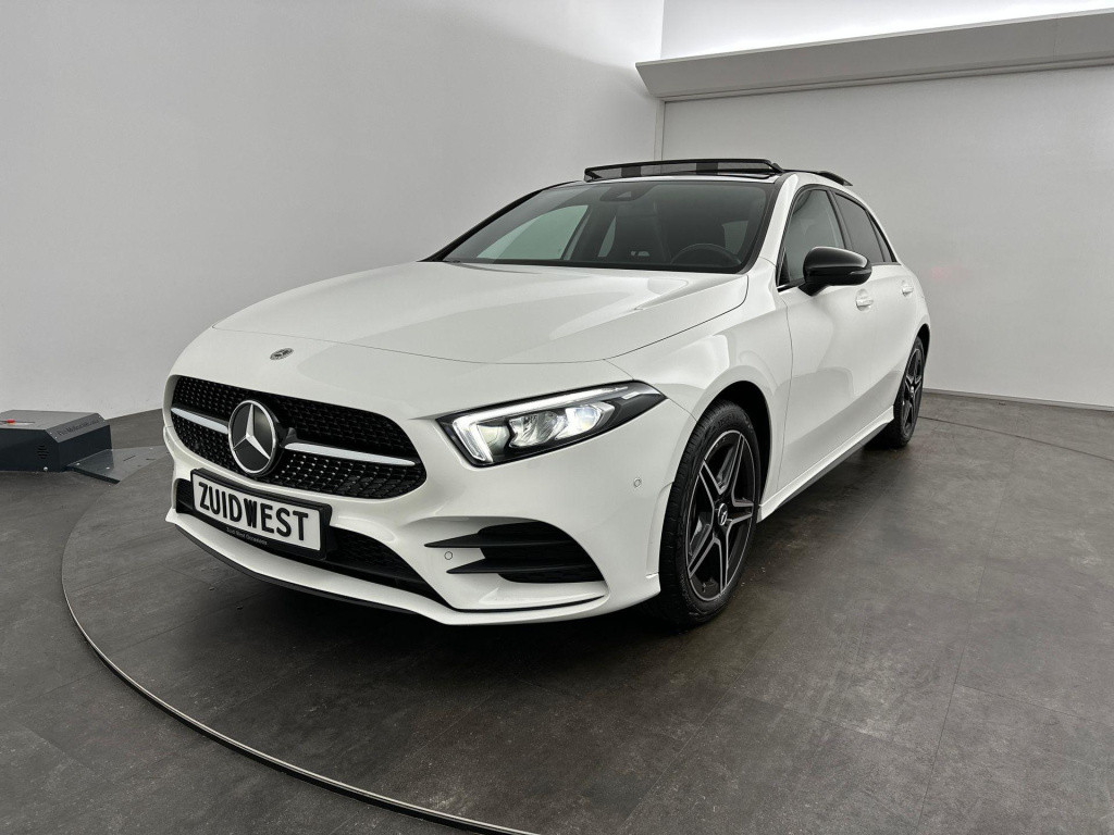 Mercedes-Benz A-Klasse 250 e amg pano sfeer camera night pakket