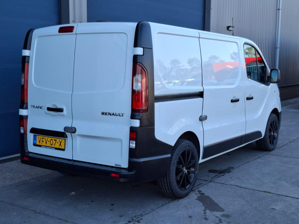 Renault Trafic 1.6 dci 95 t29 l1h1 comfort airco / cruise controle / navi /