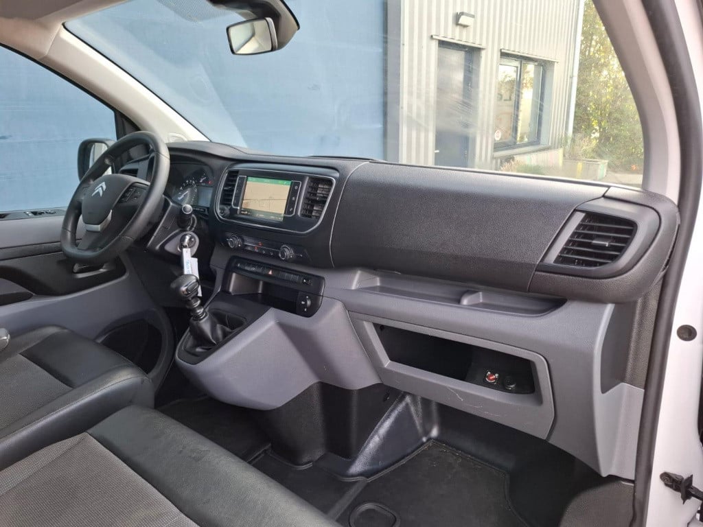 Citroen Jumpy 1.5 bluehdi 100 xs club airco / carplay / navi / cruise contr