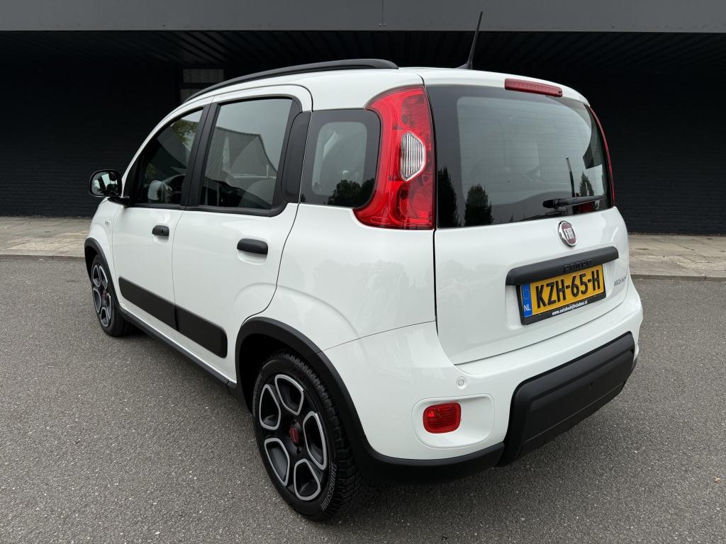 Fiat Panda 1.0 hybrid city life - carplay - android auto -