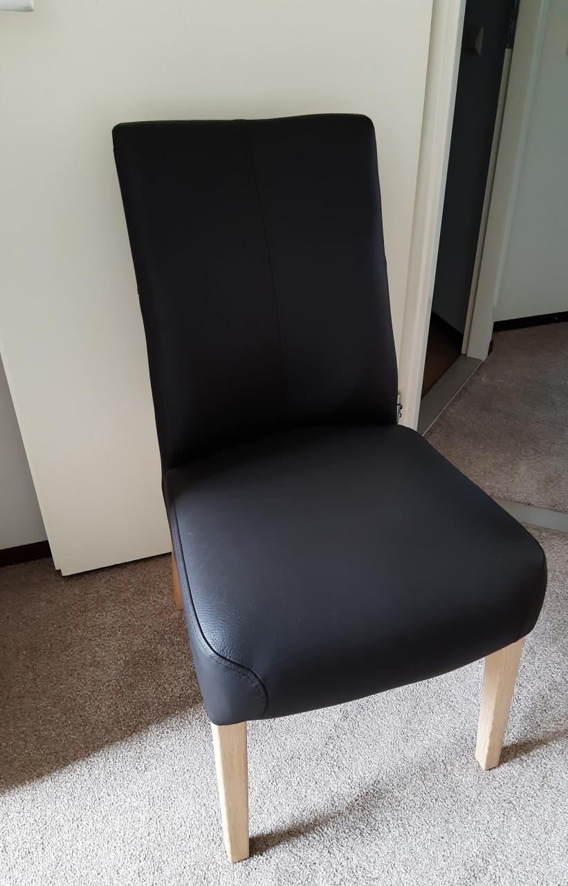 Eetkamer stoelen