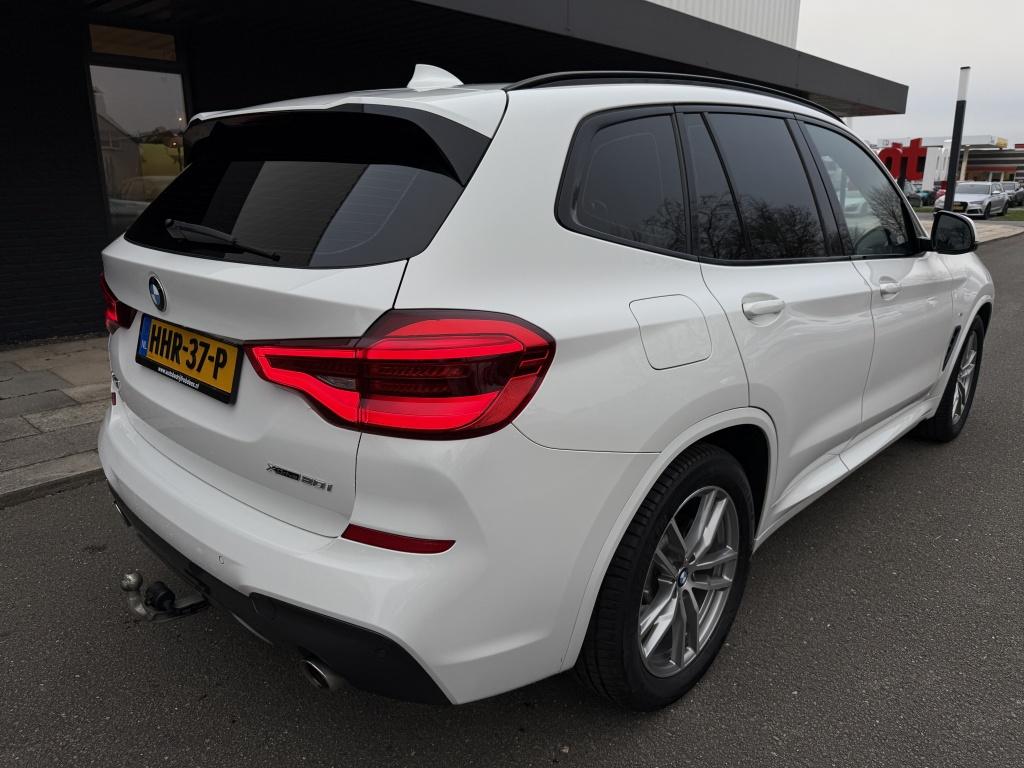 BMW X3 xdrive20i high executive // m-sport // pano // dealerondhouden /
