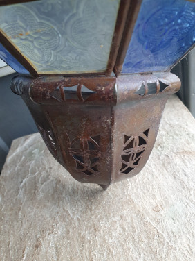 Leuk antiek glas in lood item met gekleurd glas.....