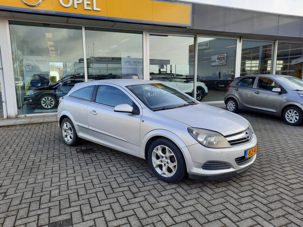 Opel Astra gtc 1.6 sport