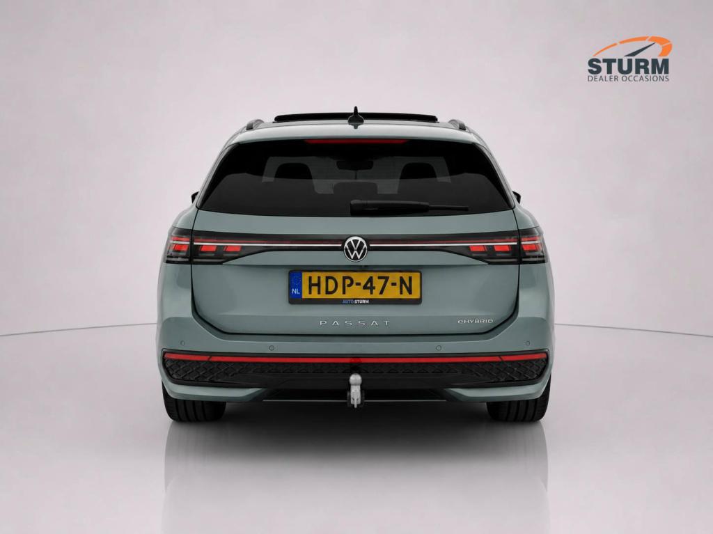 Volkswagen Passat variant 1.5 ehybrid r-line edition nl-auto, soh 97% volle