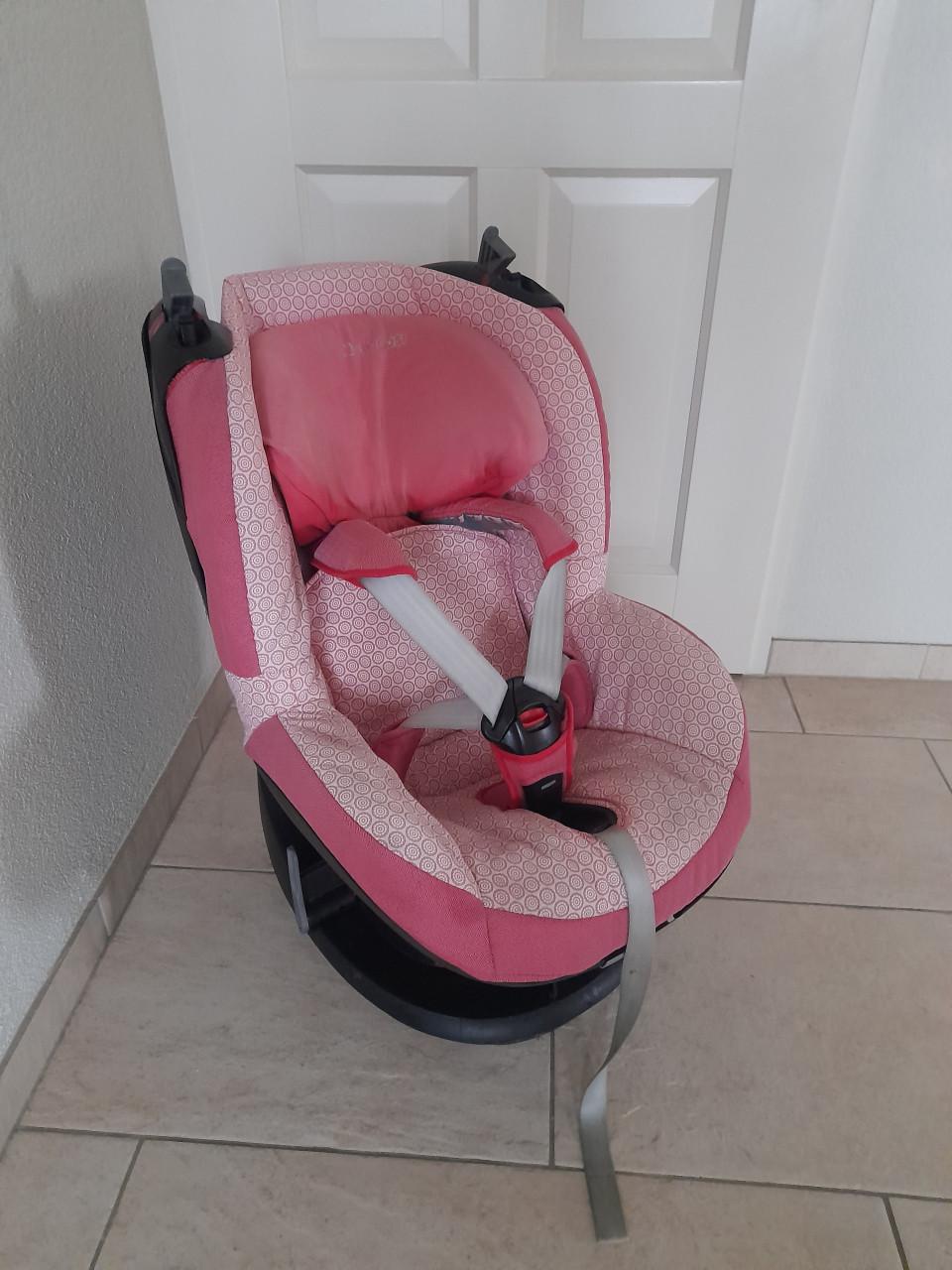 Maxi cosi autostoel 9 /18 kg (in goede schone staat )