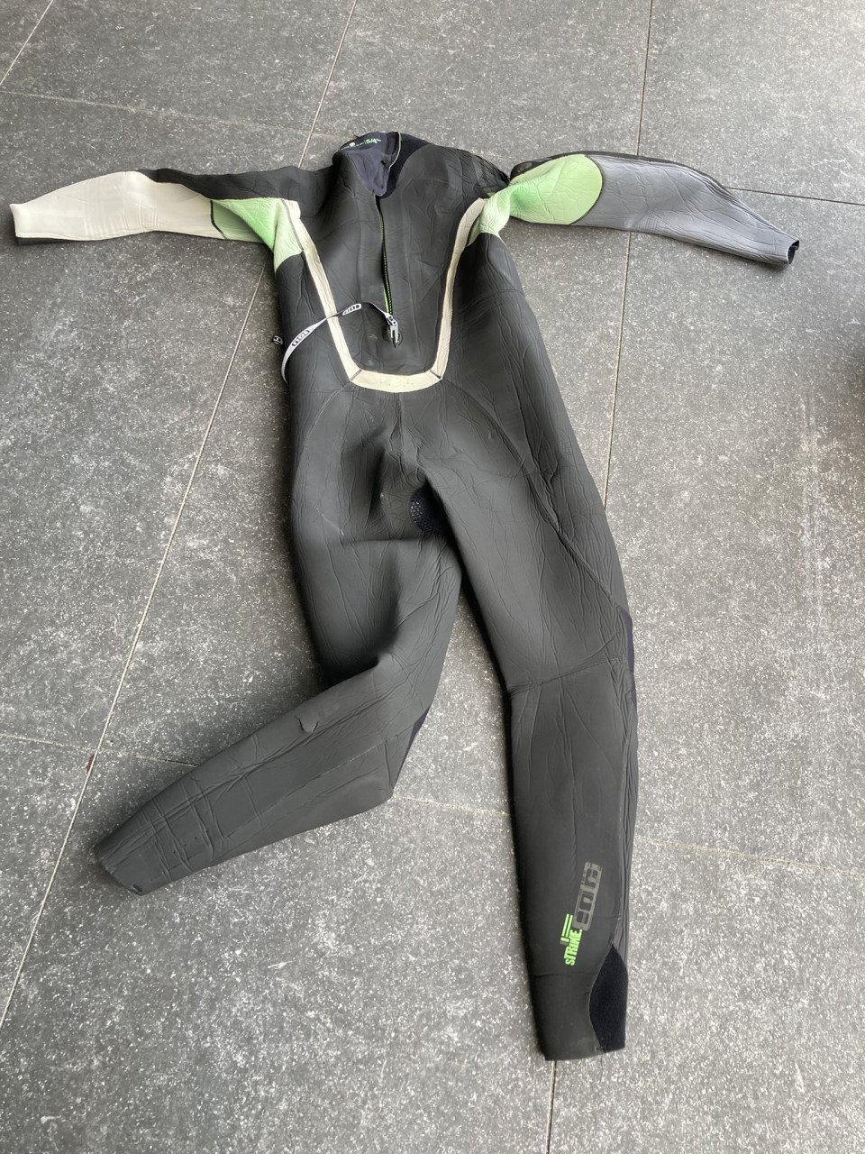 2 Surfpakken