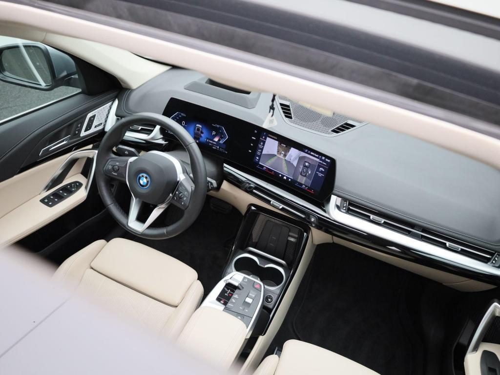 BMW X1 xdrive25e | automaat | leder | panorama dak | stoel verwarming | vir