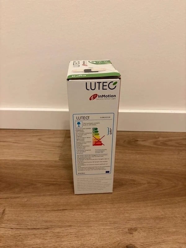 Lutec buitenlamp met sensor – Nieuw in doos 💡
