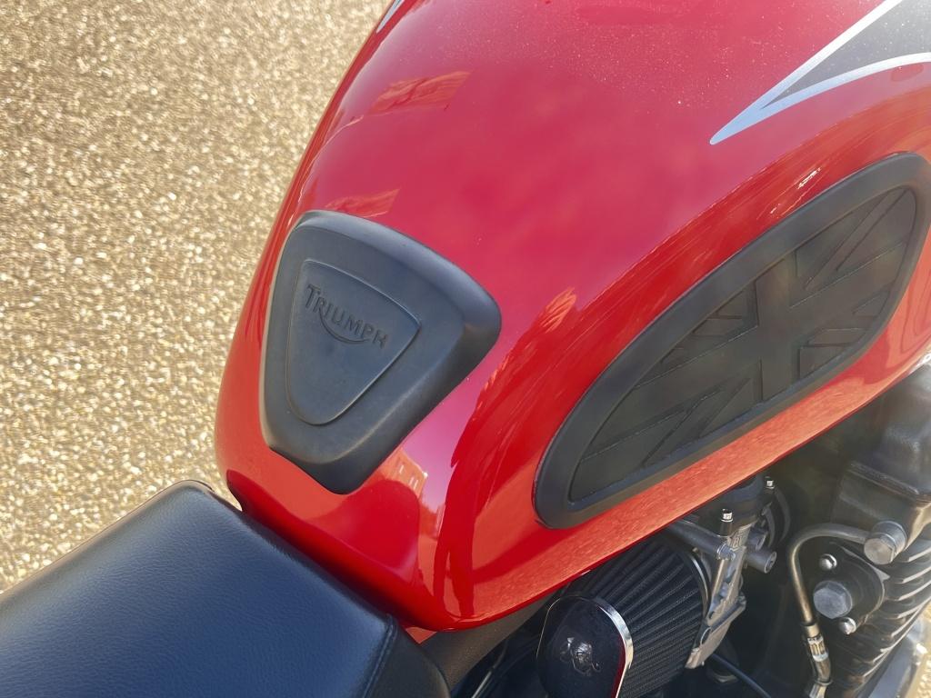 Triumph Thunderbird chopper sport