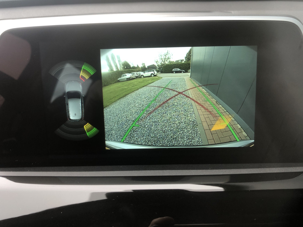 BMW X1 s-drive 2.0i automaat high executive