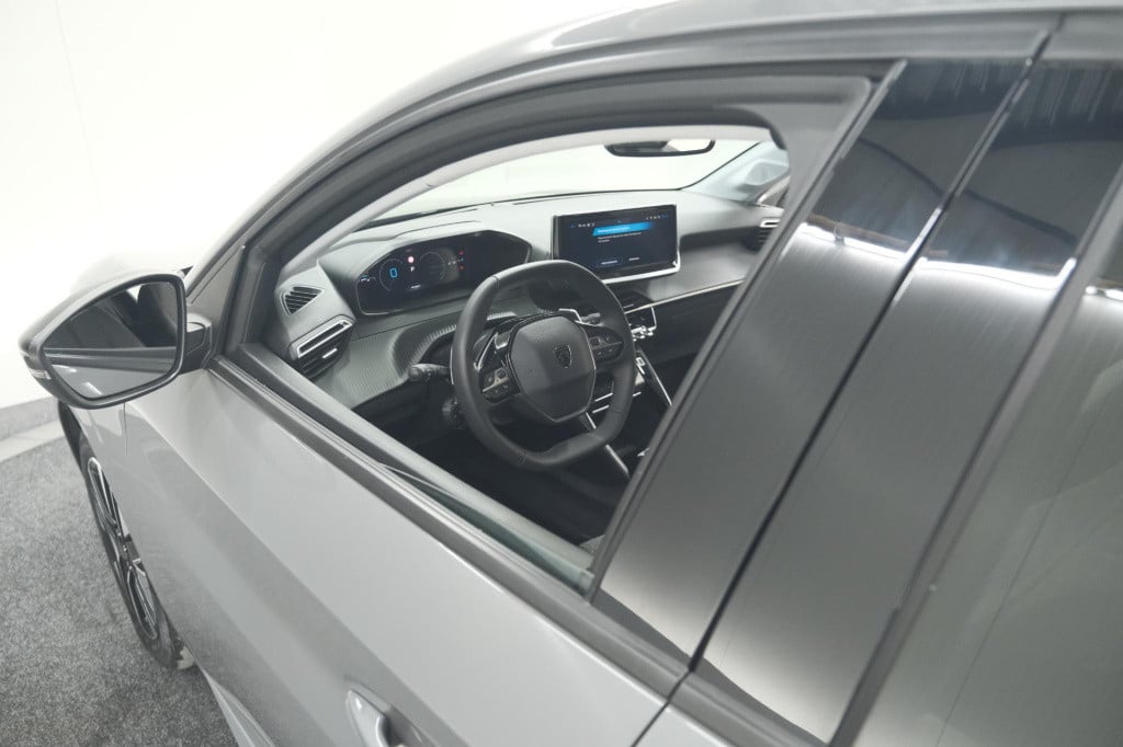 Peugeot 208 hybrid 100 e-dcs6 allure | camera | adaptieve cruise control | 