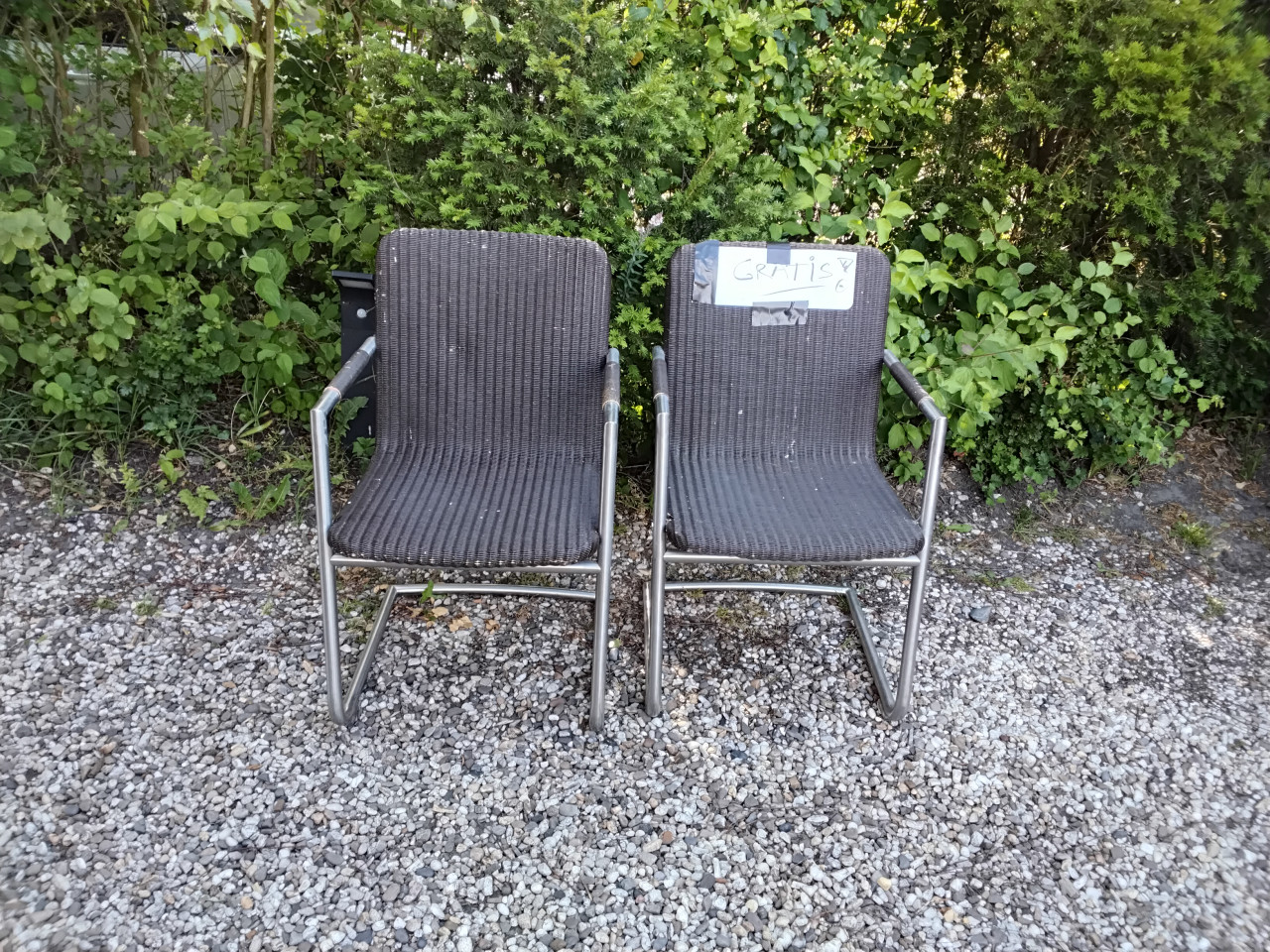 4 moderne Lloyd Loom tuinstoelen
