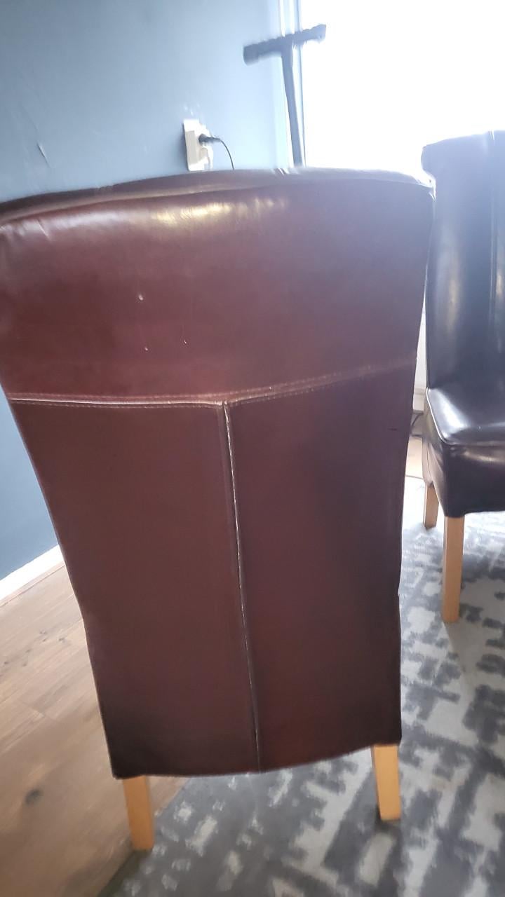 4 mooie echte leren eethoek stoelen