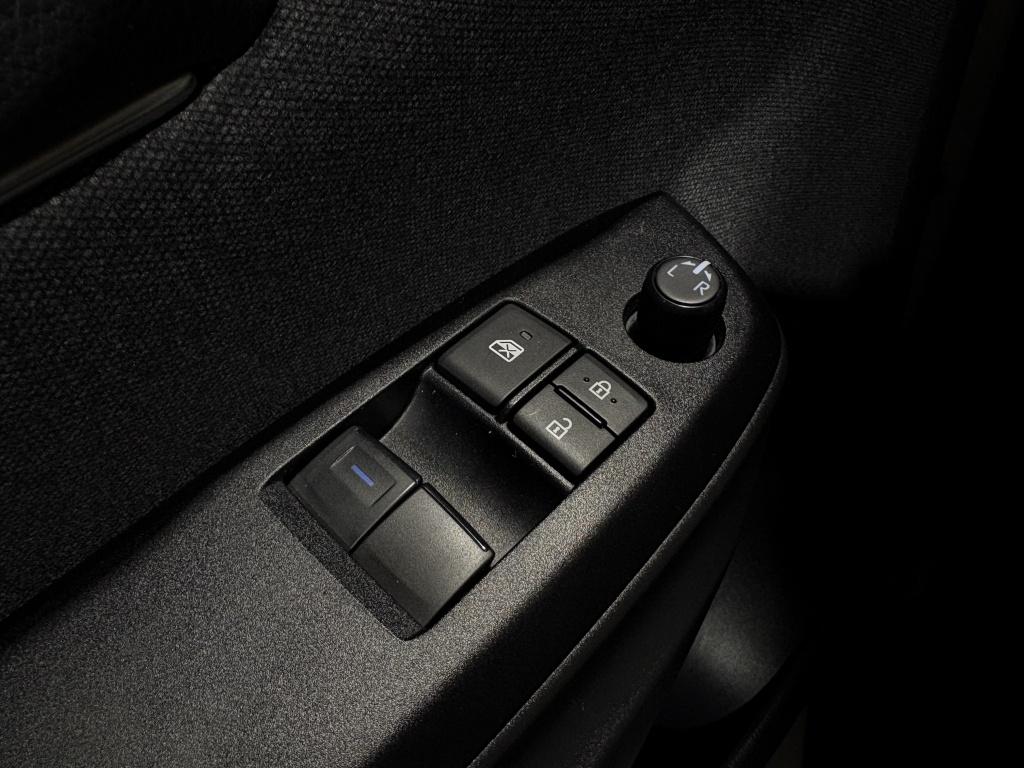 Toyota Yaris 1.5 hybrid active| stoel+ stuur verw| adap.cruise| camera