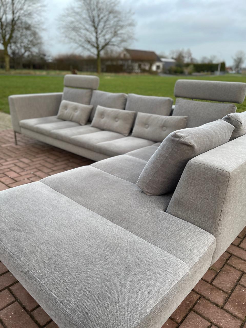 Montèl Tristan Taupe Hoekbank-Diepe Lounge Zit-Tijdloos Modern Design