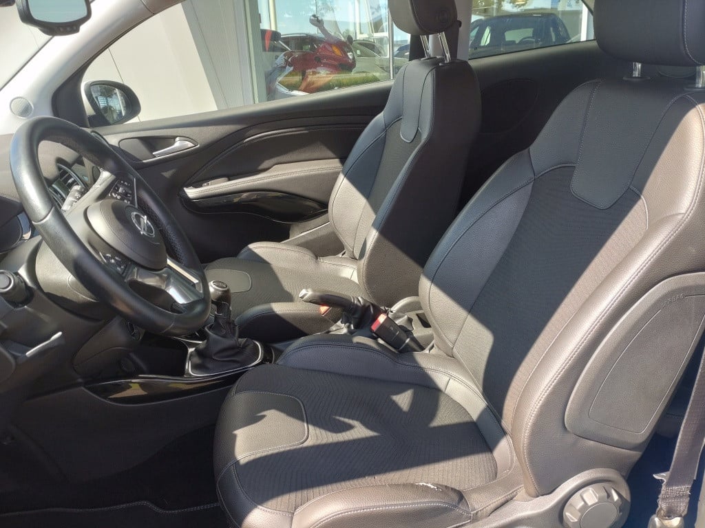 Opel Adam 1.0i turbo unlimited