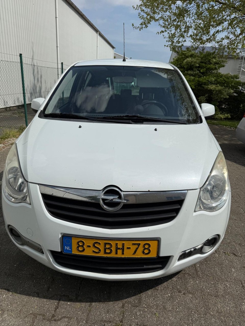 Opel Agila 1.0 2013 Wit