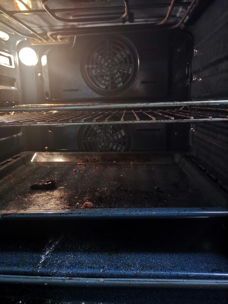 Oven