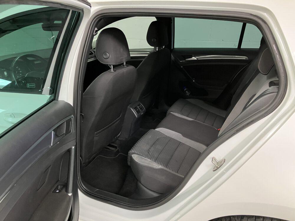 Volkswagen Golf 1.5 TSI Highline Business R