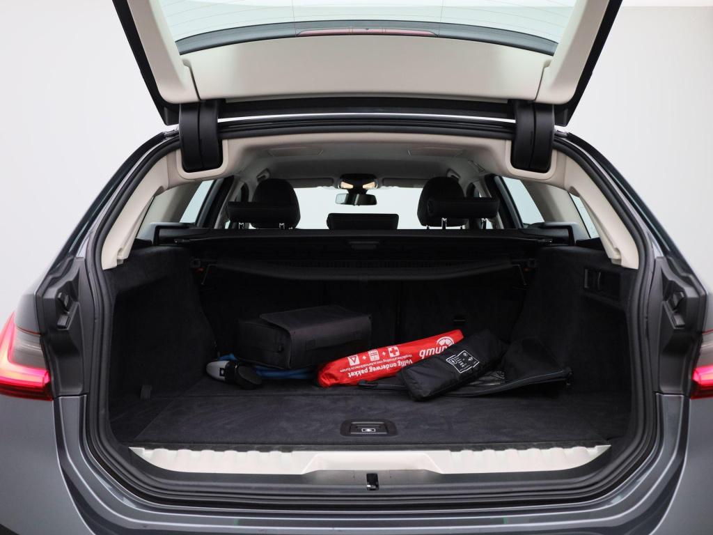 BMW 3-serie touring 330e edrive edition | automaat | lmv | leder | parkeer 