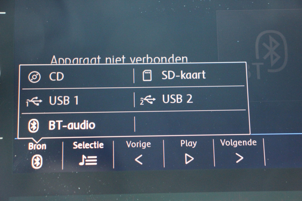 Volkswagen T-roc 1.5 tsi sport | acc | stoelverwarming | carplay |