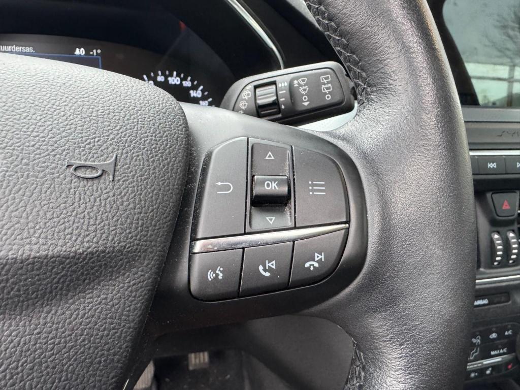 Ford Focus wagon 1.0 ecob. active bns | pano | led | bovag