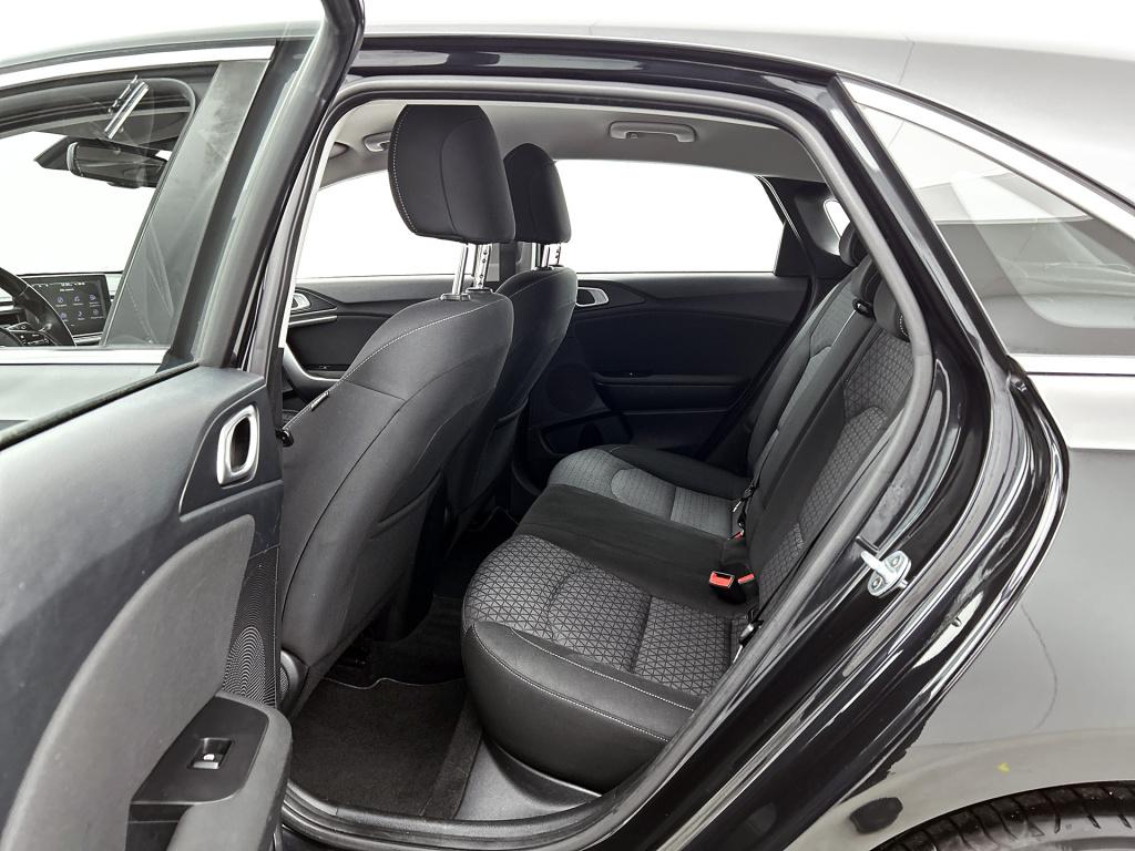 Kia Cee'd 1.4 t-gdi dynamicline automaat parkeer camera | climate control |