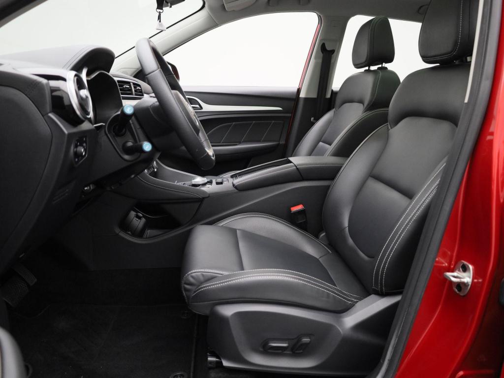 MG Zs Ev mg luxury 45 kwh | automaat | panoramadak | leder | navigatie | ai