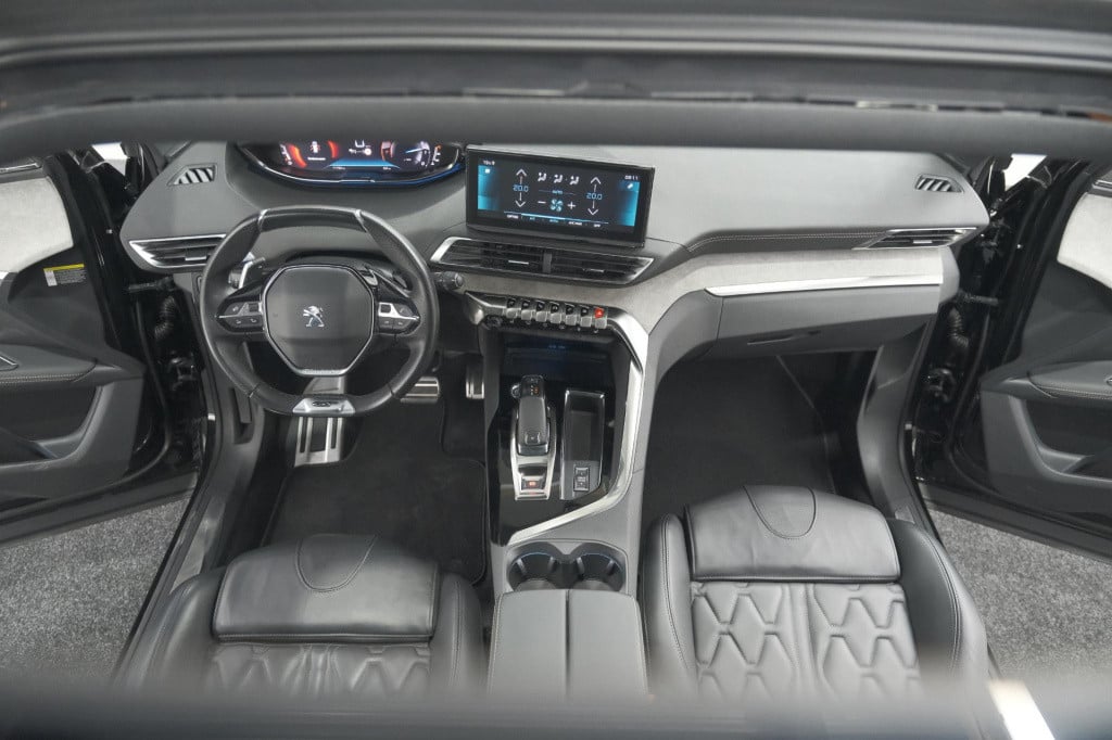 Peugeot 3008 1.6 puretech 180 gt | panoramadak | adaptieve cruise control |