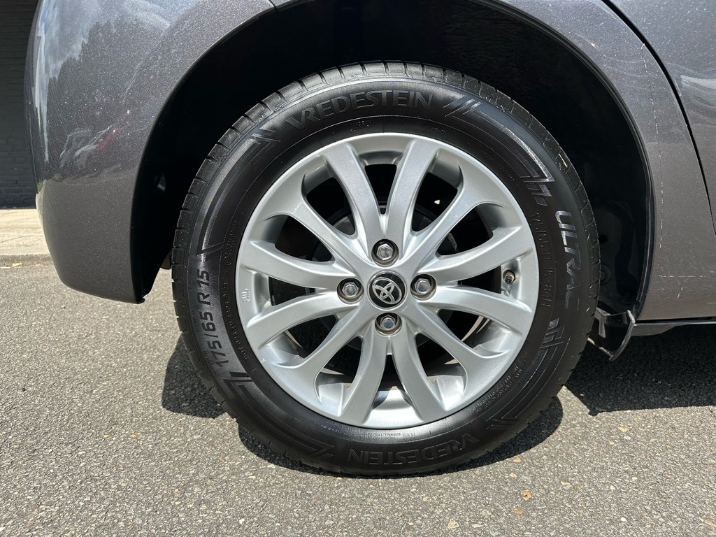Toyota Yaris 1.3 vvt-i aspiration