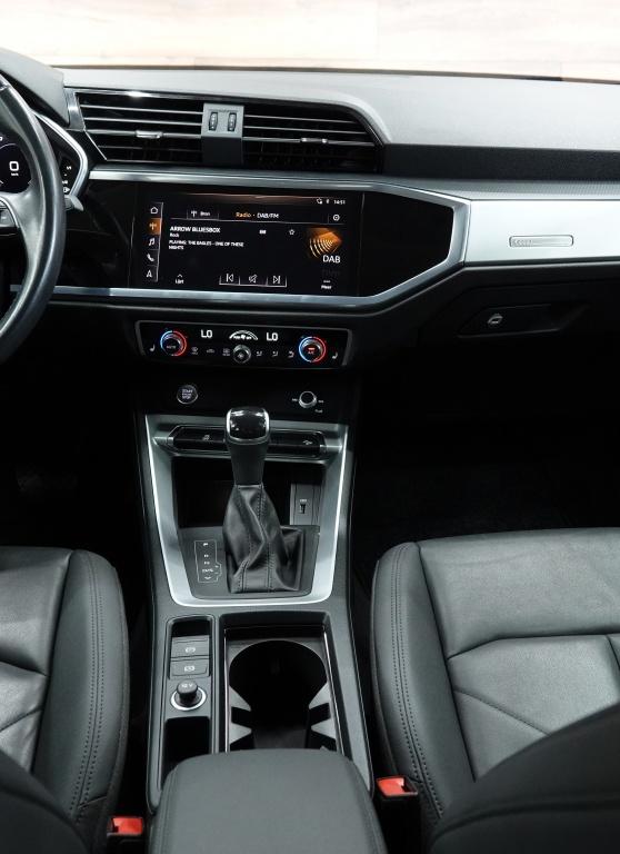 Audi Q3 35 tfsi | keyless | led | 21" | camera |