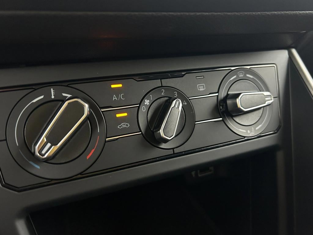 Volkswagen Polo occasion 1.0 mpi trendline | grijs | tweedehands volkswagen