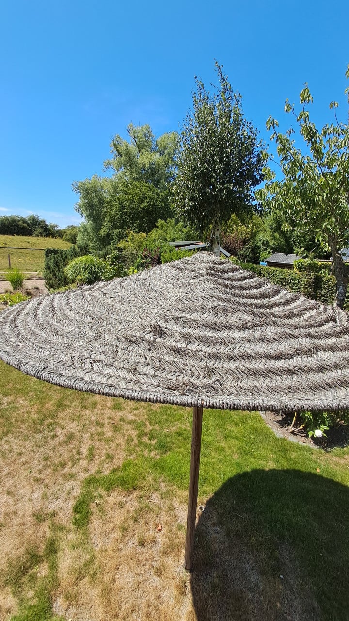 Vaste Parasol van natuurlijk materiaal
