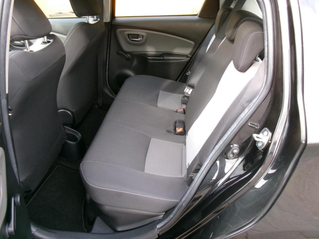 Toyota Yaris 1.5 hybrid clima, camera, multimedia, bluet.