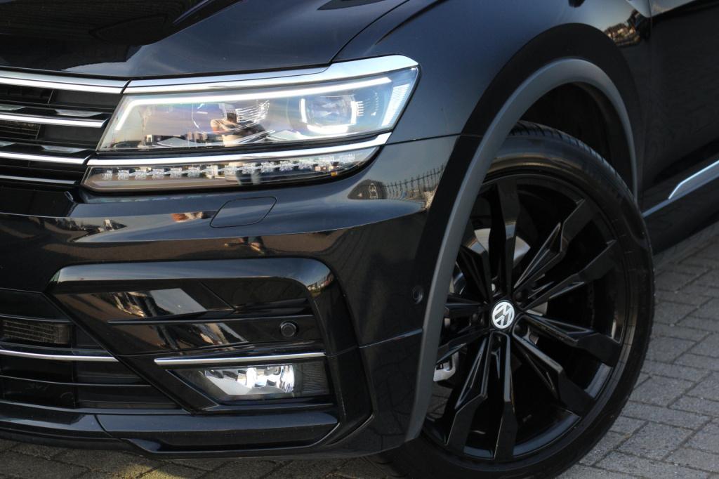 Volkswagen Tiguan Allspace 1.5 tsi highline r-line 7p. pano | acc | el.trek