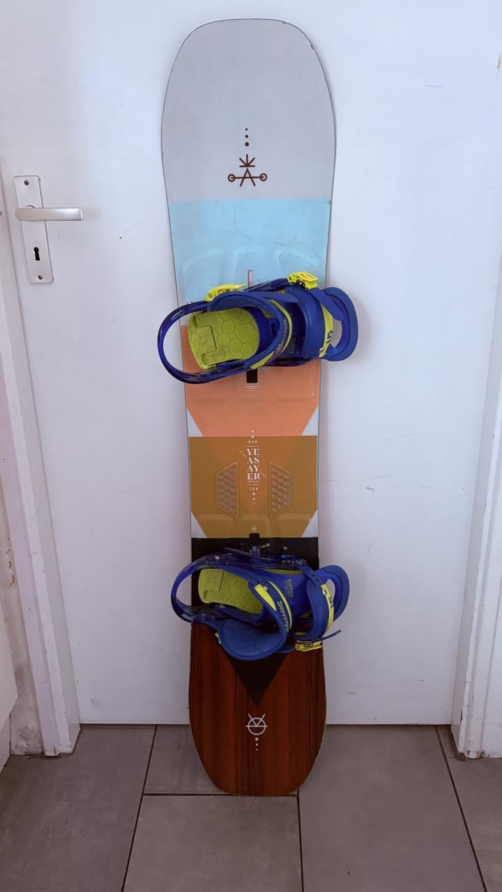 Burton snowboard 134