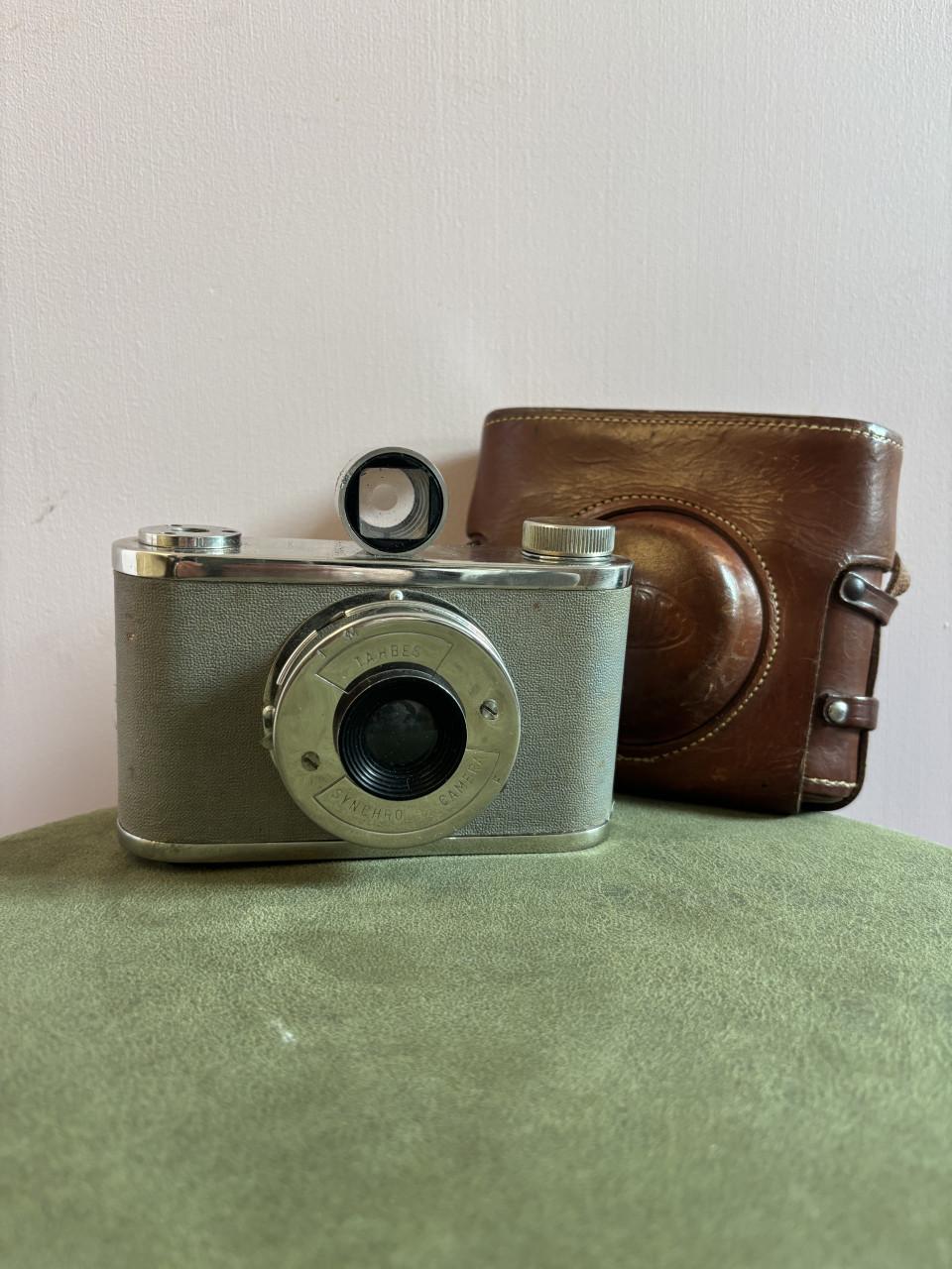 Vintage Tahbes Camera met Albada viewer 1948 + Leren Tas