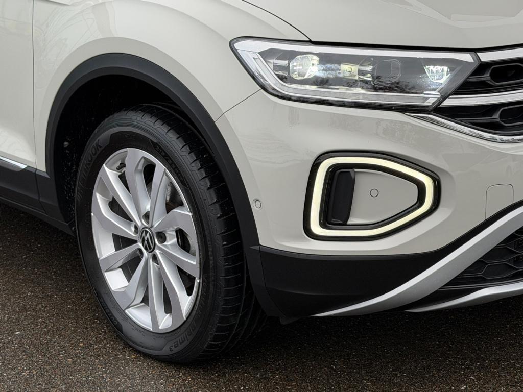 Volkswagen T-roc 1.5 tsi 150pk dsg style carplay | camera | keyless | elek.