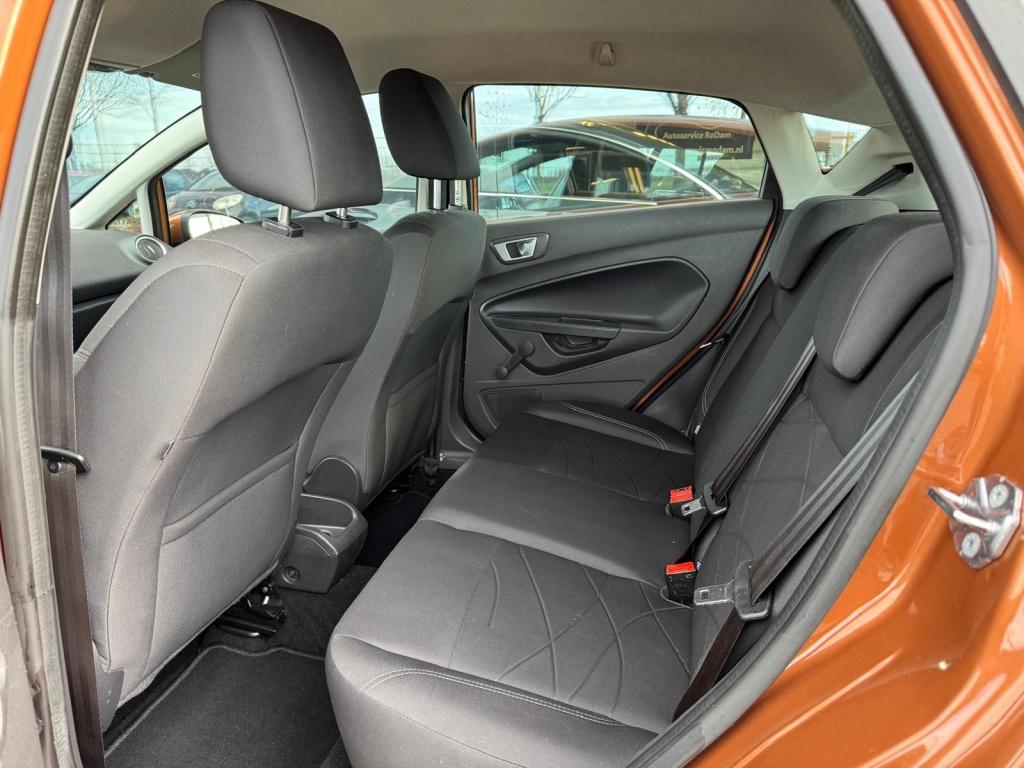 Ford Fiesta 1.0 style essential