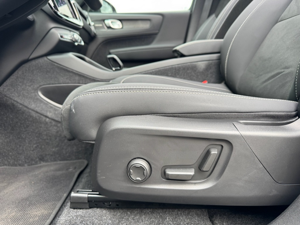Volvo XC40 recharge ultimate 70kwh| panodak| adap.cruise| 360camera| h&k so