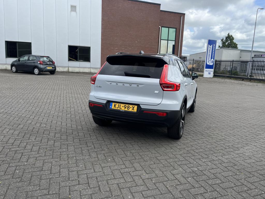 Volvo XC40 1.5 t4 recharge r-design 210 pk panorama