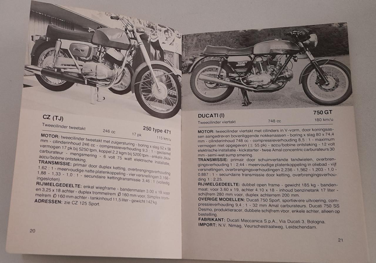 8 Motorboeken voor 10 euro.